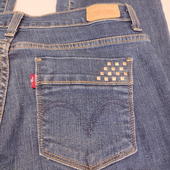 Levi's 512 Straight Leg Perfectly Slimming jeans, size 10. - Picture 2 of 7